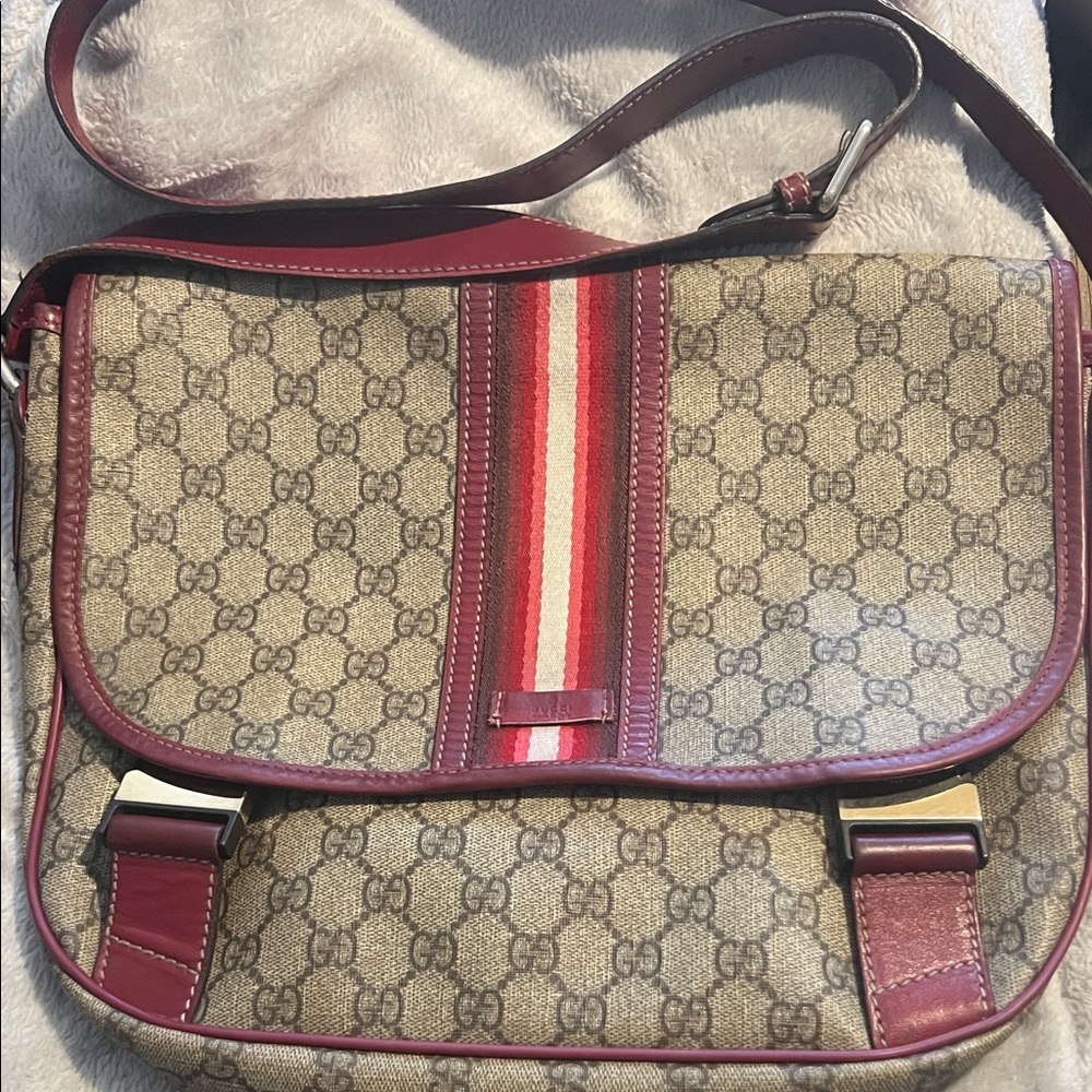 Gucci Beige and Burgundy Crossbody Bag with COA